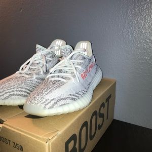 Adidas yeezy blue tint size 9.5